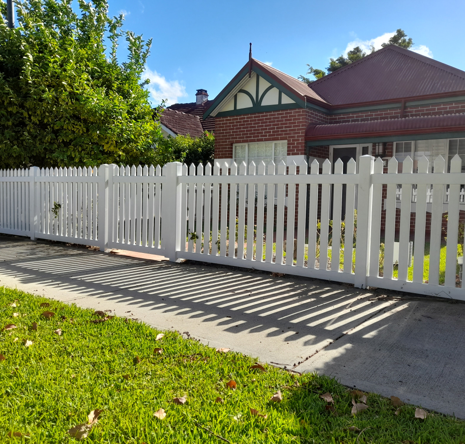 Fencing Contractors